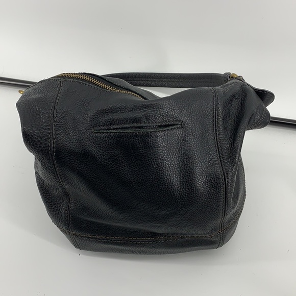 THE SAK Black Pebbled Leather Shoulder Bag - Picture 4 of 12